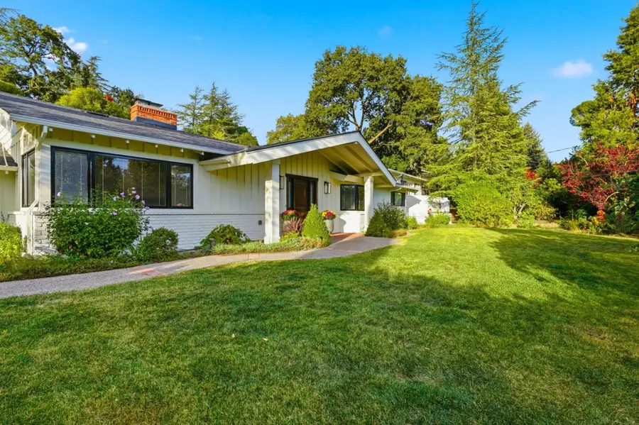 1049 Scots Lane, Walnut Creek, CA 94596 - Image #2