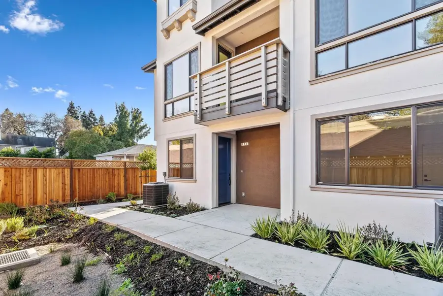 955 Woodside Road, Redwood City, CA 94061 - Image #2