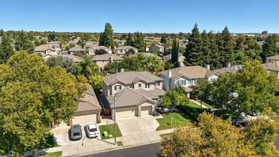 4276 Oakridge Drive, Tracy, CA 95377 - Image #3