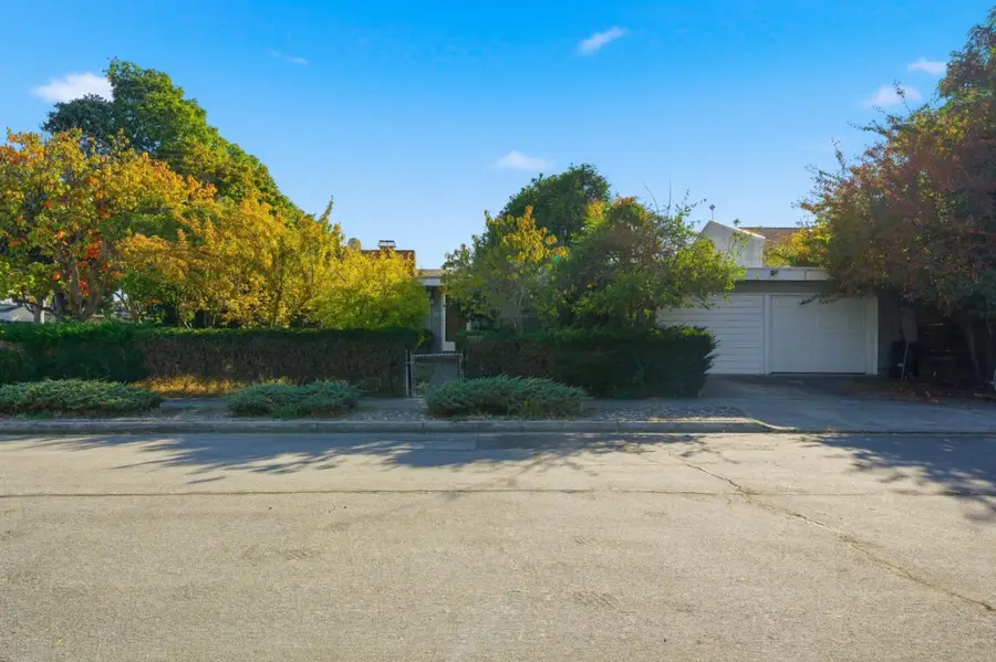 342 W Duane Avenue, Sunnyvale, CA 94085 - Image #2