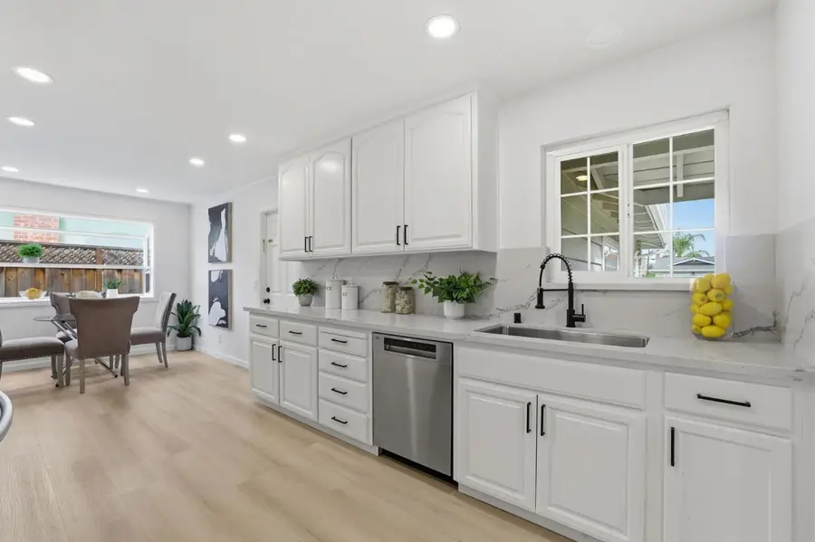 5571 Sunny Oaks Drive, San Jose, CA 95123 - Image #3