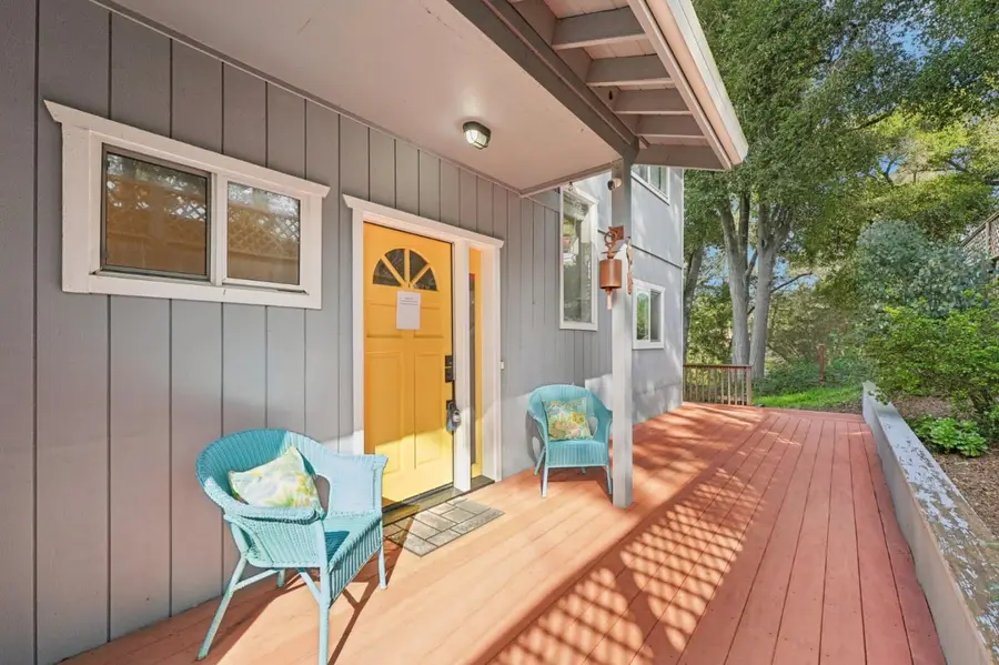 513 Encino Drive, Aptos, CA 95003 - Image #3