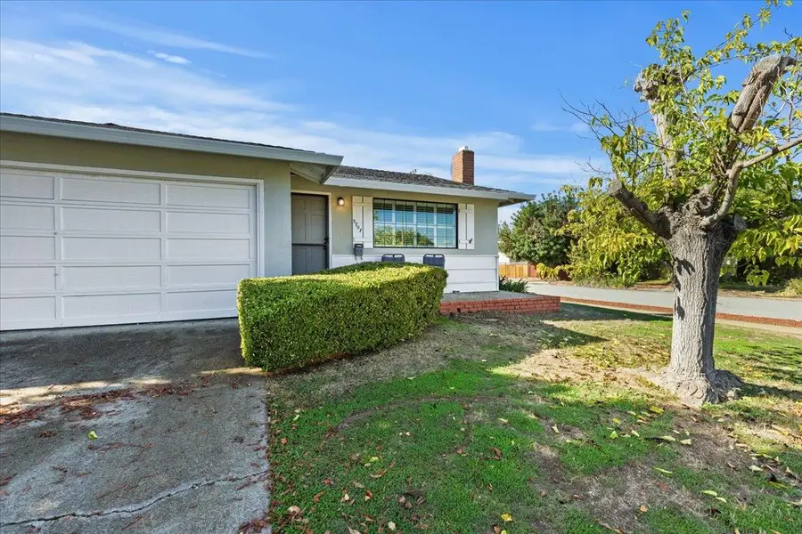 5707 Lilac Blossom Lane, San Jose, CA 95124 - Image #3