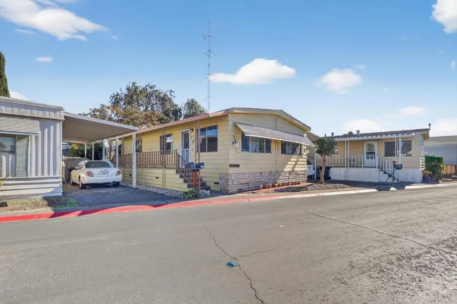 510 Saddle Brook #113, San Jose, CA 95136 - Image #2
