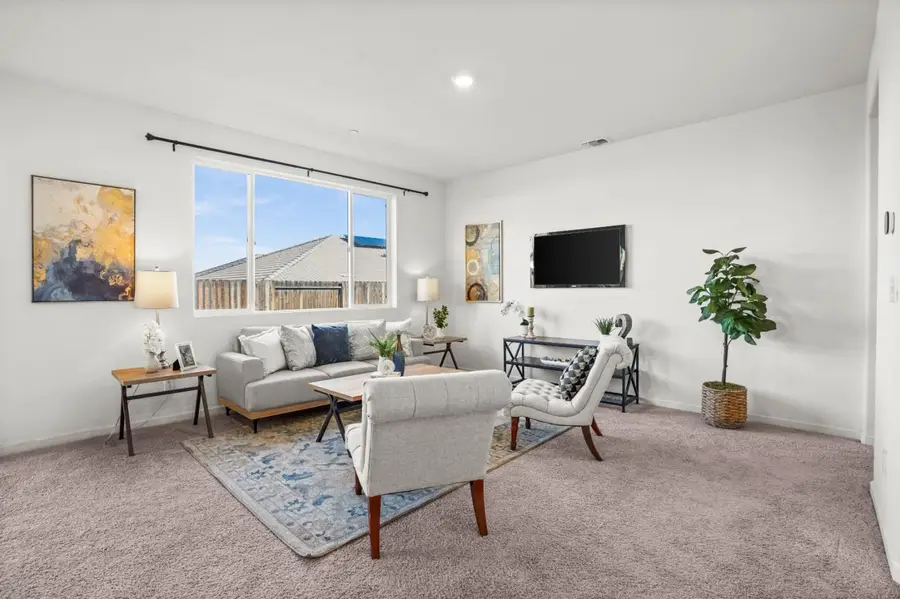 8189 Scrimshaw Way, Sacramento, CA 95829 - Image #2