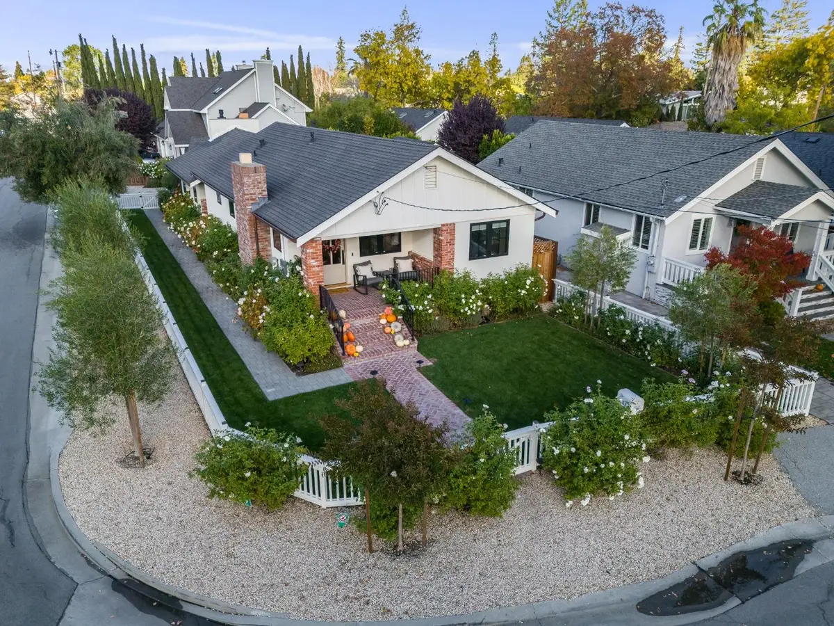 203 Santa Clara Avenue, Redwood City, CA 94061 - Image #1