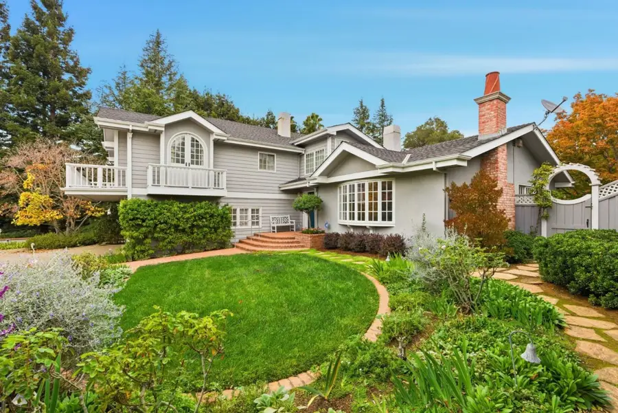 24745 Summerhill Avenue, Los Altos, CA 94024 - Image #2