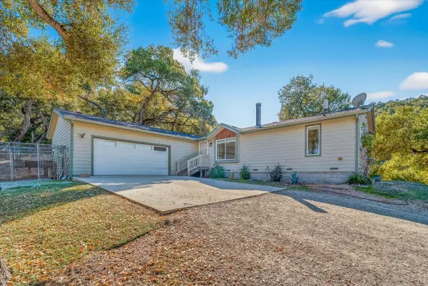 21444 Parrott Ranch Road, Carmel Valley, CA 93924