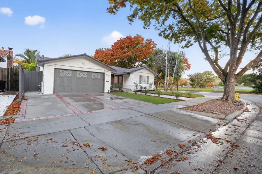903 Lanewood Drive, San Jose, CA 95125 - Image #2