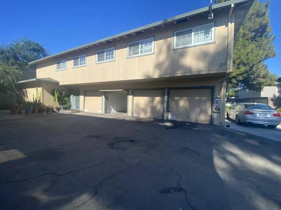 3813 Barker Drive, San Jose, CA 95117 - Image #2