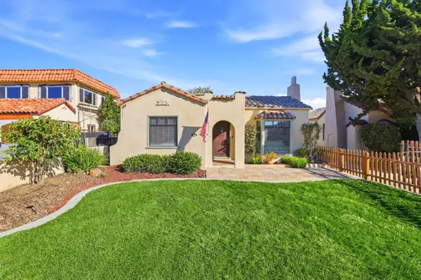 16 Orange Drive, Salinas, CA 93901