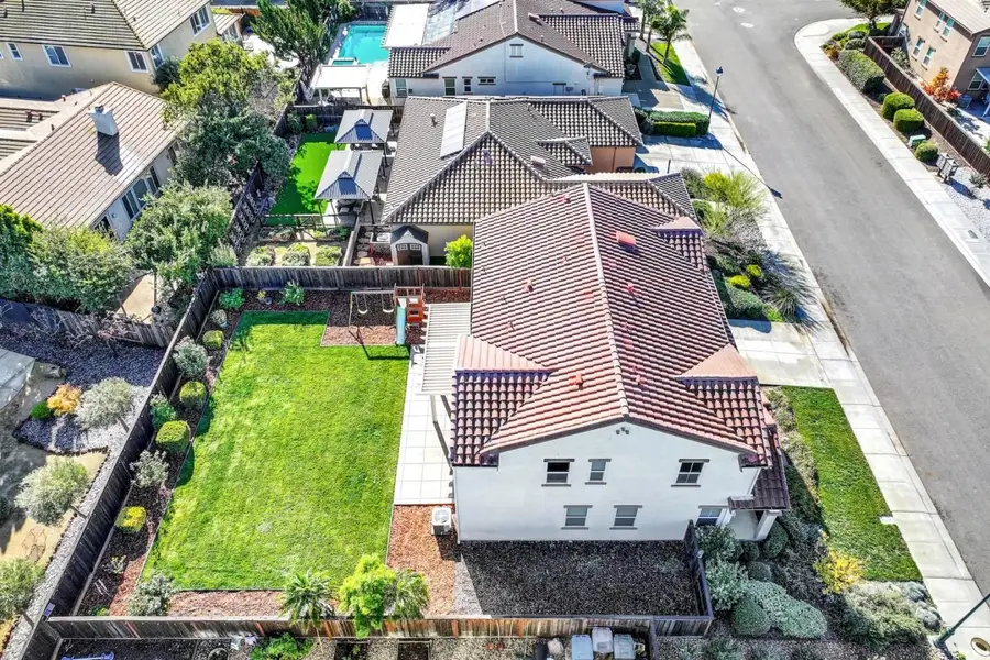 307 Maverick Drive, Vacaville, CA 95687 - Image #3