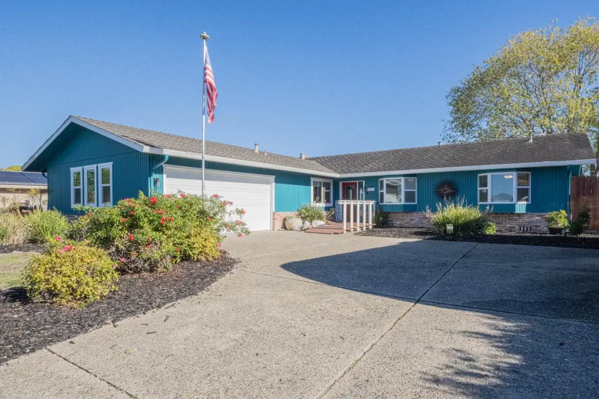 9919 Mimosa Path, Salinas, CA 93907 - Image #1