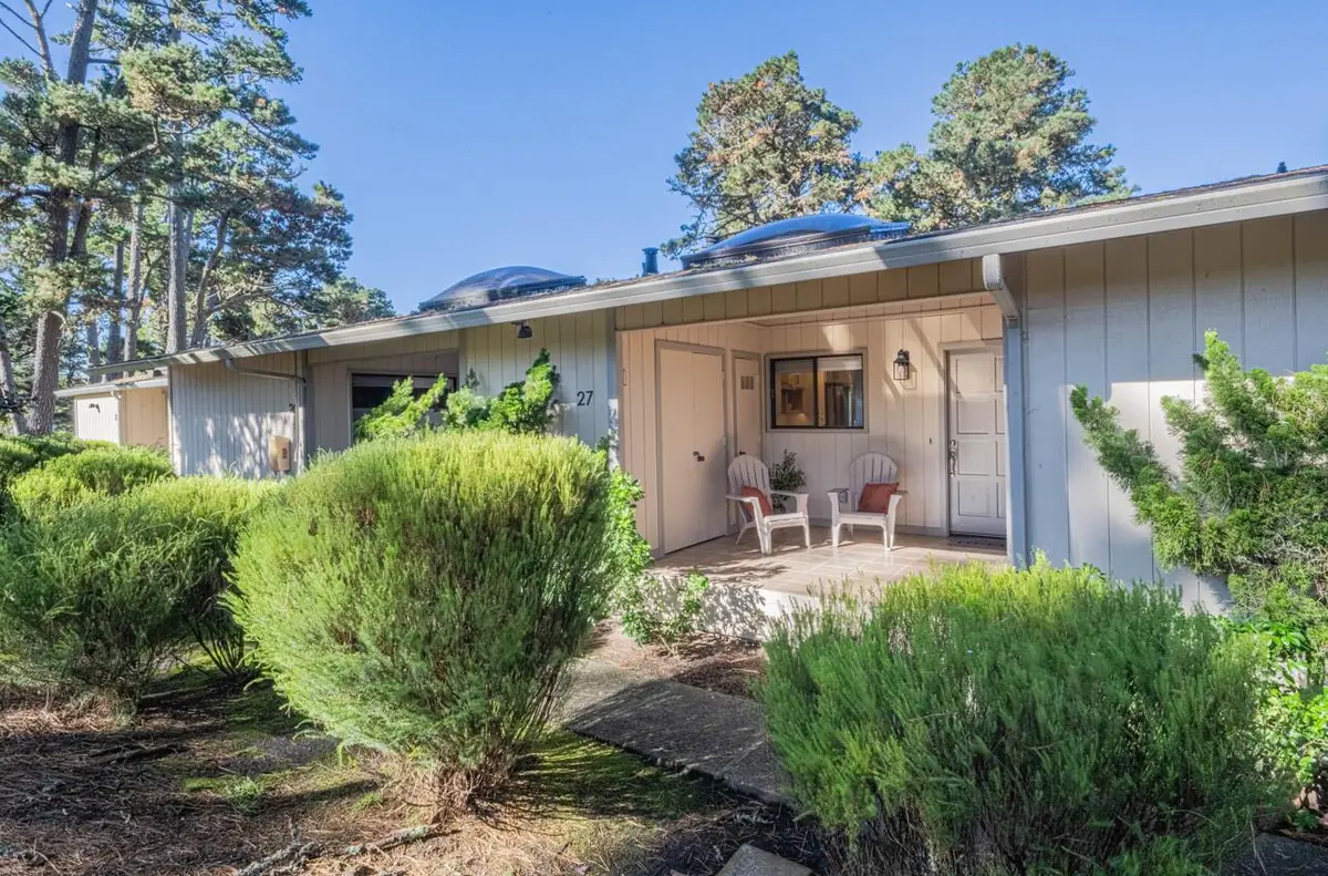 250 Forest Ridge Road #27, Monterey, CA 93940 - Image #1