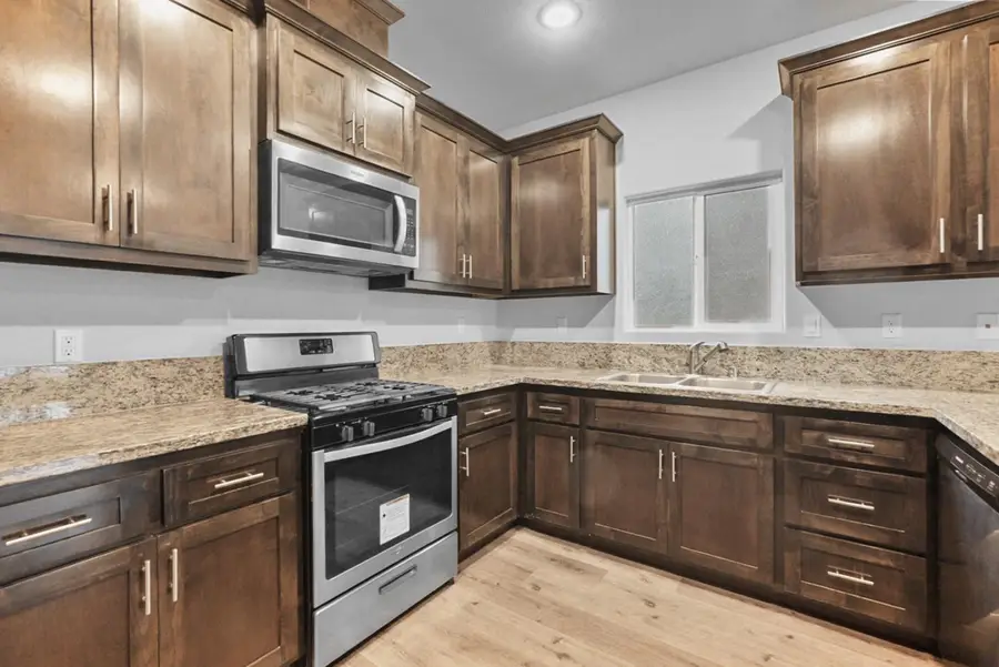 683 Granada Court, Merced, CA 95341 - Image #3