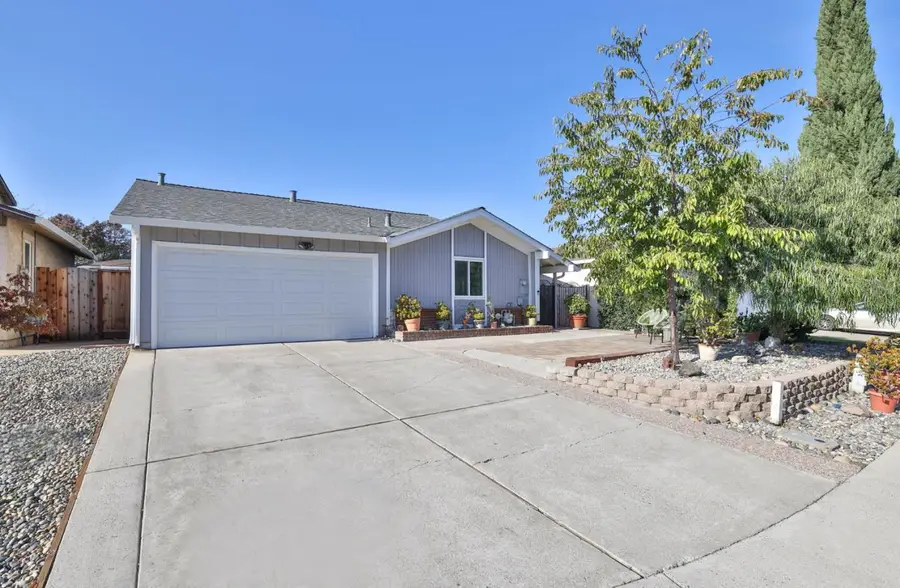 4581 Shadowhurst Court, San Jose, CA 95136 - Image #2