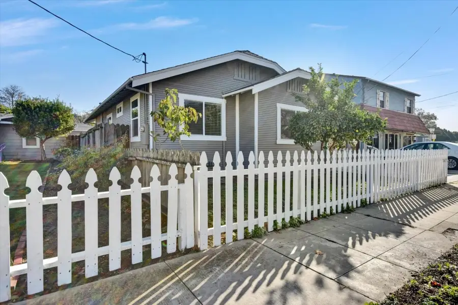 367 College Street, Hollister, CA 95023 - #3