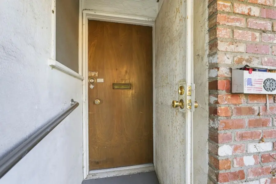 31047 Brae Burn Avenue, Hayward, CA 94544 - Image #3