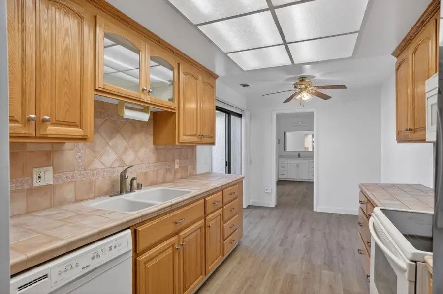 6041 Montgomery Bend, San Jose, CA 95135 - Image #2