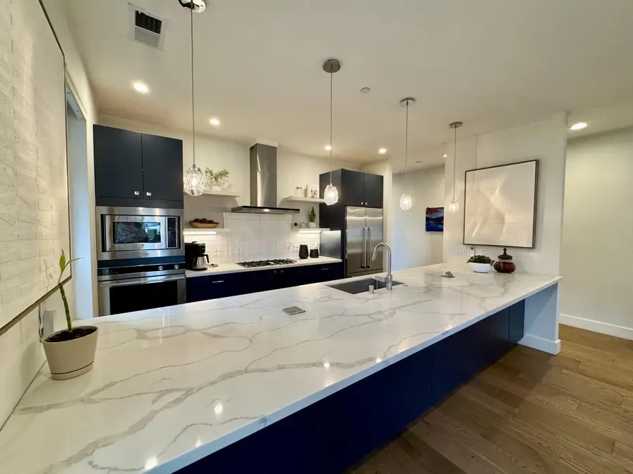 16 Hillview Avenue, Redwood City, CA 94062 - Image #3