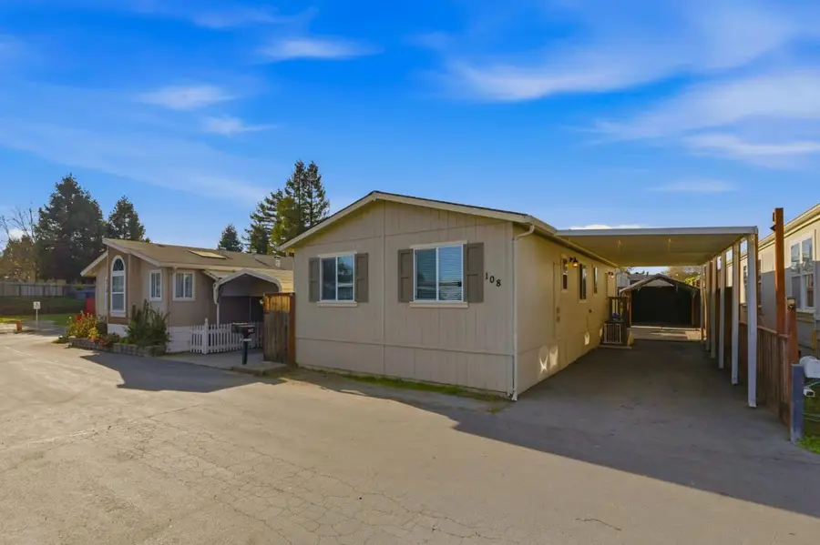 789 Green Valley Road Road #108, Watsonville, CA 95076 - Image #2