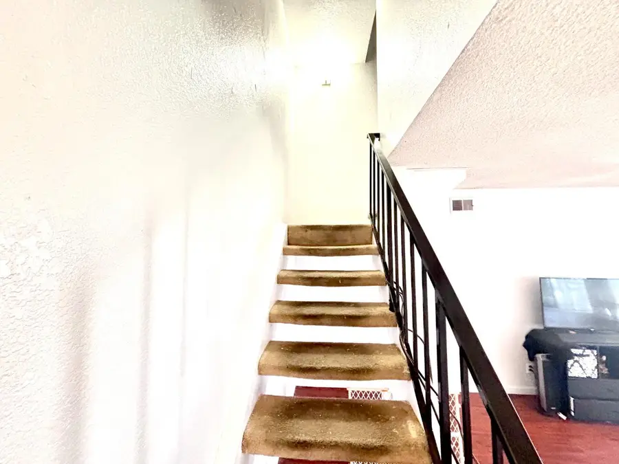 1752 Duffy Way, San Jose, CA 95116 - Image #3