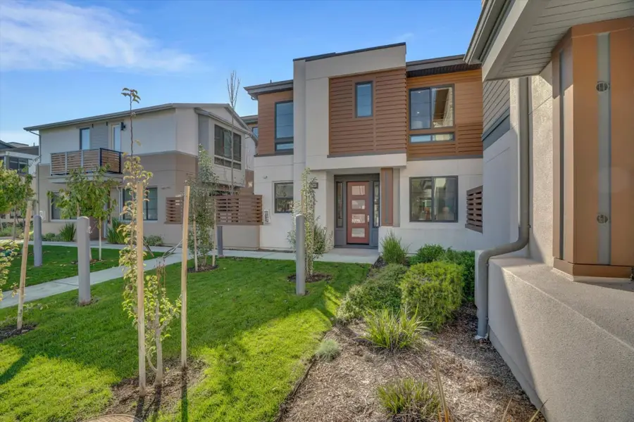 15107 Shore Drive, Los Gatos, CA 95032 - Image #2