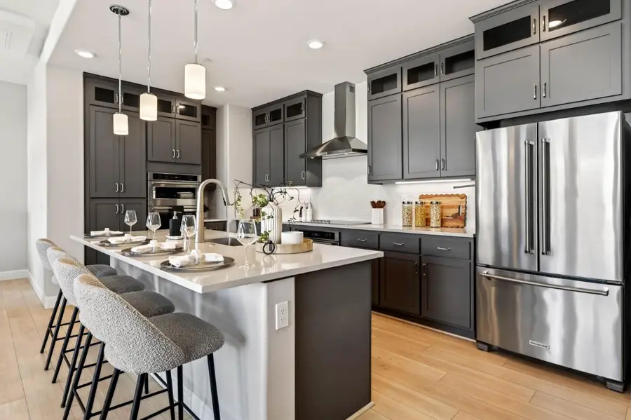 220 Waters Park Circle #304, San Mateo, CA 94403 - Image #3