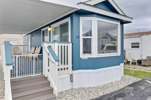 835 Kimball Avenue #18, Seaside, CA 93955