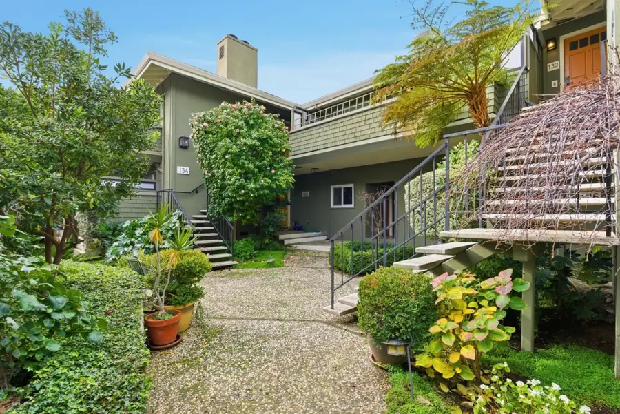 130 Lyell Street, Los Altos, CA 94022 - #3