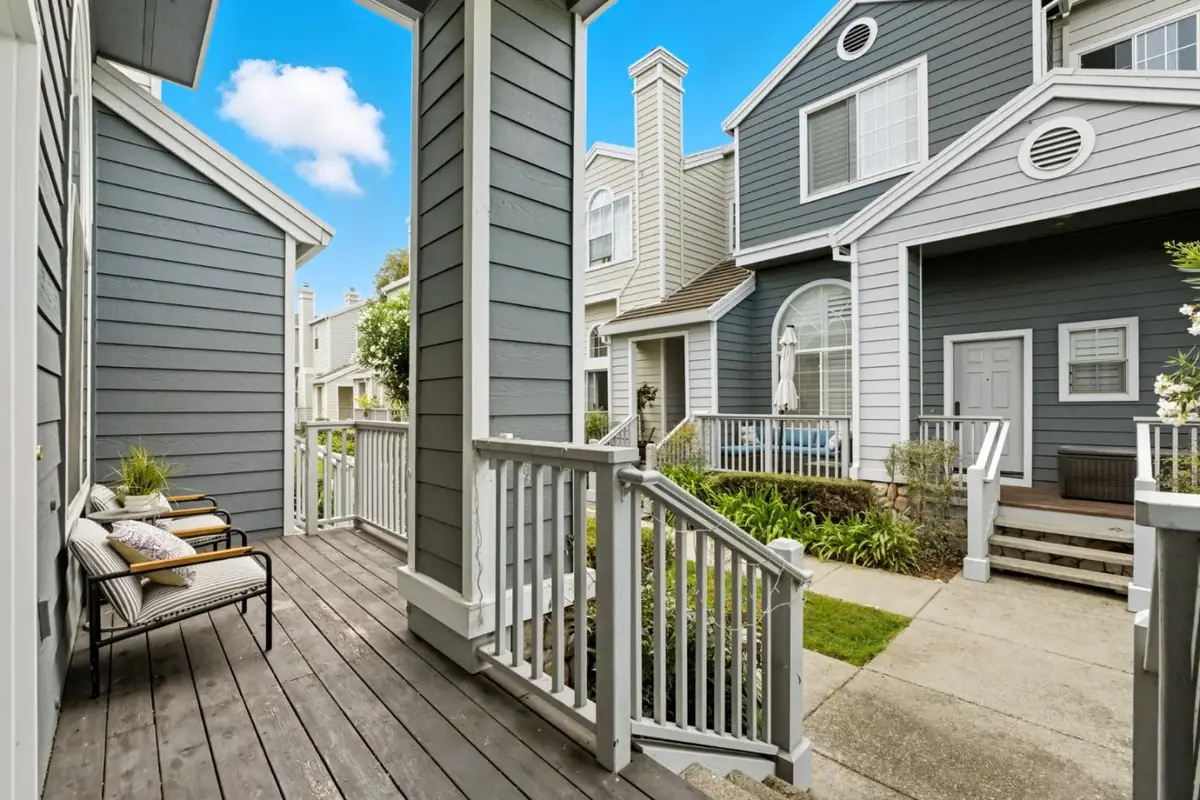 7 Chart Lane, Redwood City, CA 94065 - Image #1