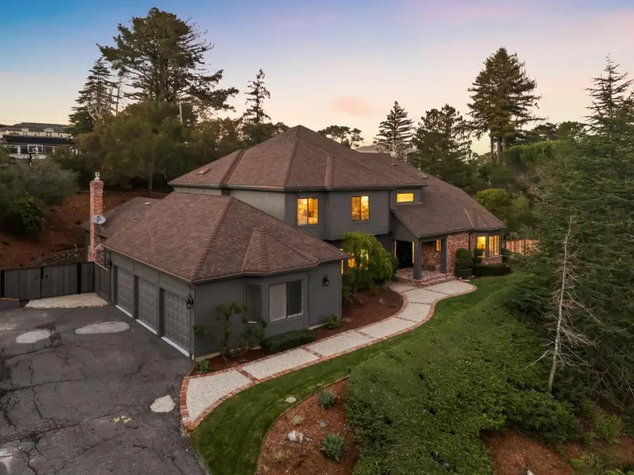 1080 Macadamia Drive, Hillsborough, CA 94010 - Image #2