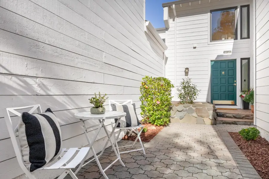 107 Cedarcrest Place, Los Gatos, CA 95032 - Image #2