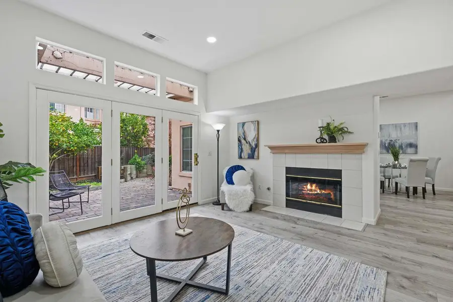 2207 Vizcaya Circle, Campbell, CA 95008 - Image #2