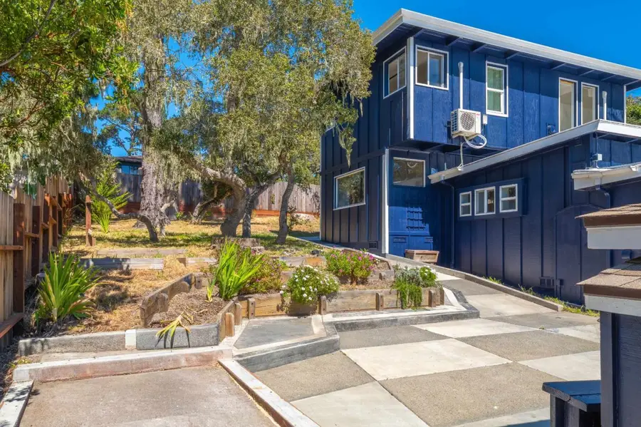 1207 Presidio Boulevard, Pacific Grove, CA 93950 - #2