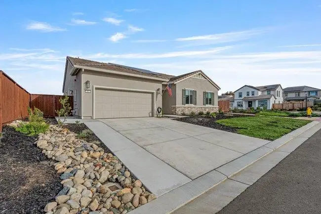 303 Amara Lane, Hollister, CA 95023 - Image #1