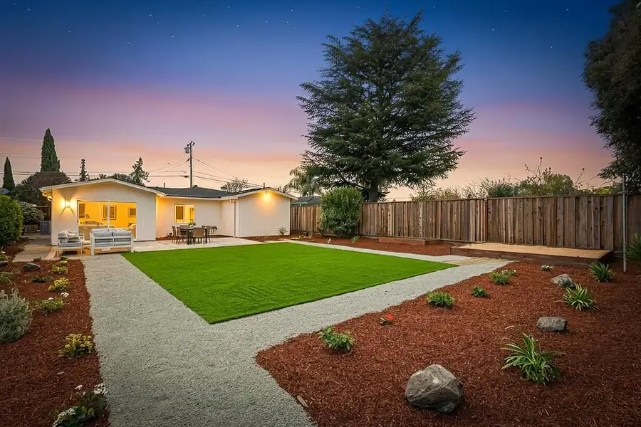 294 Beechnut Avenue, Sunnyvale, CA 94085 - Image #2