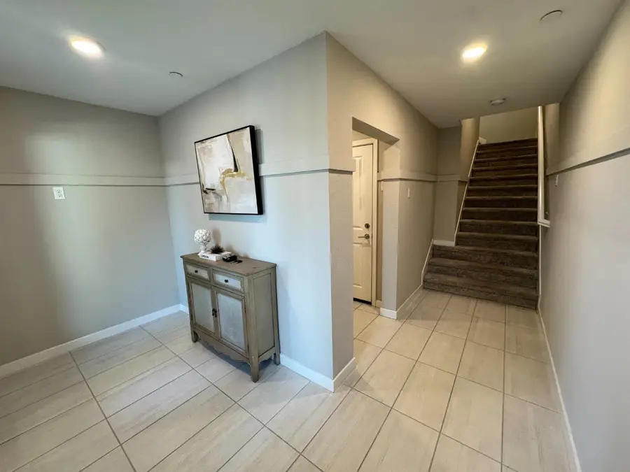 31 Tidal Way, San Mateo, CA 94401 - #2