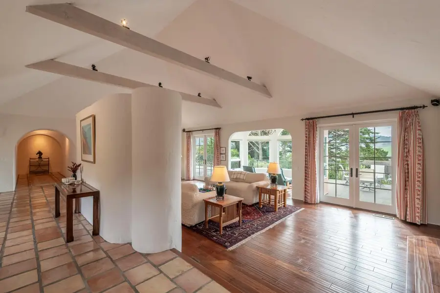 25987 Rio Vista Drive, Carmel, CA 93923 - Image #3