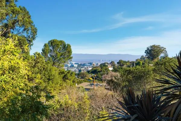 1515 Ridge Road, Belmont, CA 94002