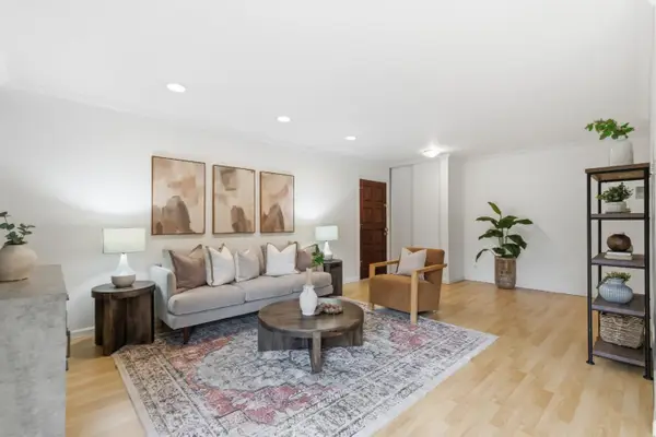 280 Easy Street #406, Mountain View, CA 94043