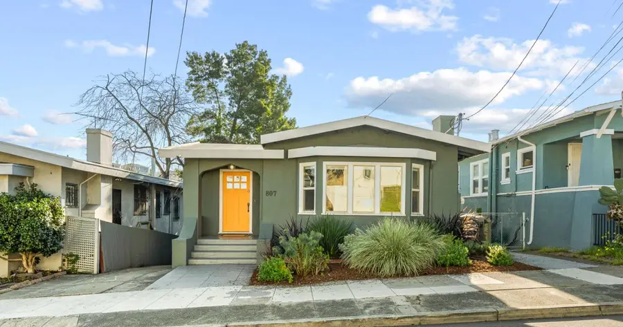 807 Brooklyn Avenue, Oakland, CA 94606 - #2
