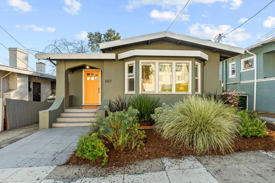 807 Brooklyn Avenue, Oakland, CA 94606 - #3