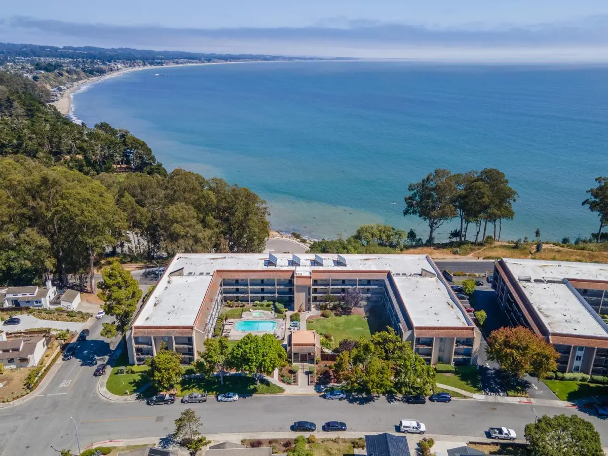 870 Park Avenue #110, Capitola, CA 95010 - Image #1