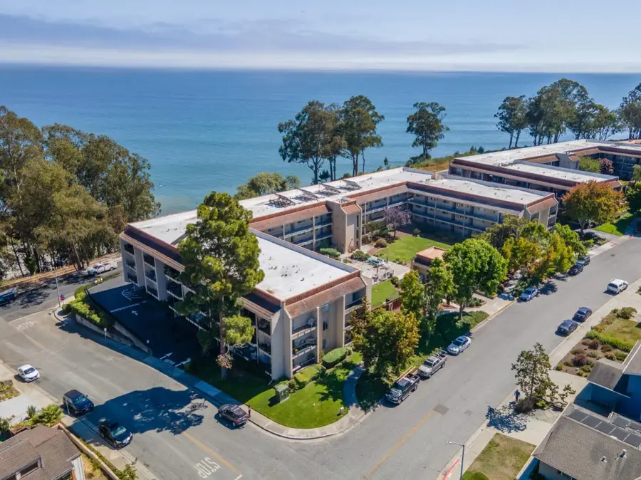 870 Park Avenue #110, Capitola, CA 95010 - Image #2
