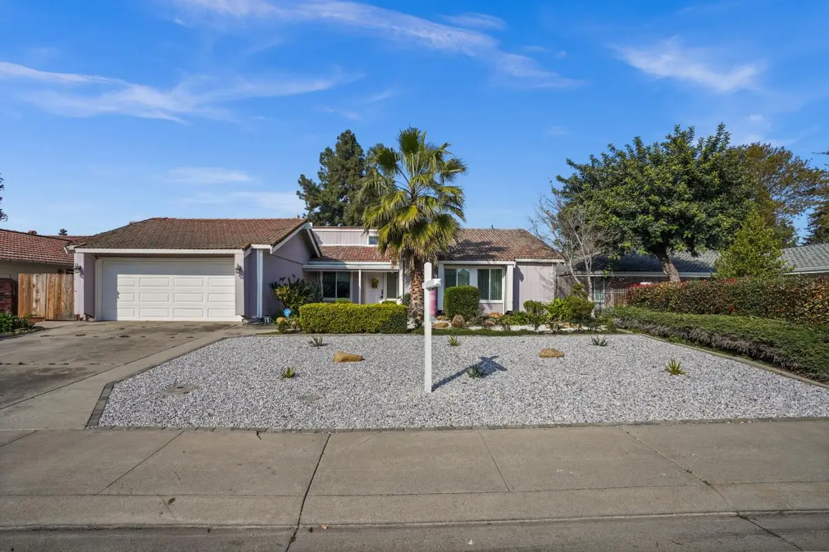 2320 Lido Circle, Stockton, CA 95207 - Image #1
