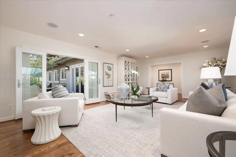 365 Parrott Drive, San Mateo, CA 94402 - Image #2