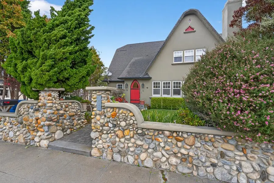 410 Pine Avenue, Pacific Grove, CA 93950 - #3