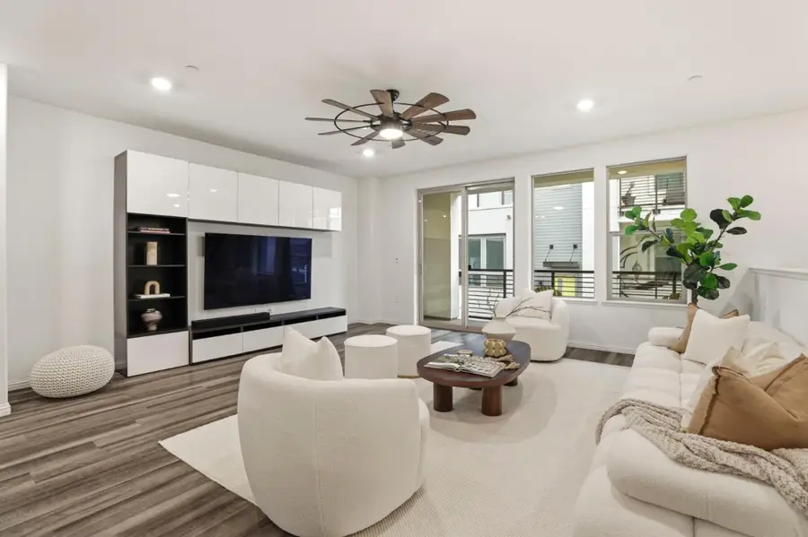 6816 Vector Court, San Jose, CA 95119 - #3