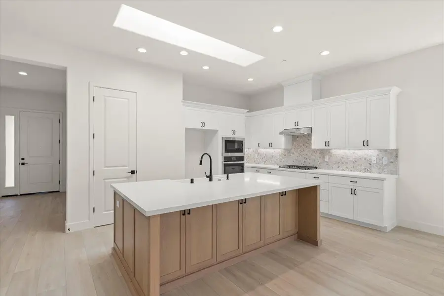 2112 Red Oak Drive, Hollister, CA 95023 - #3